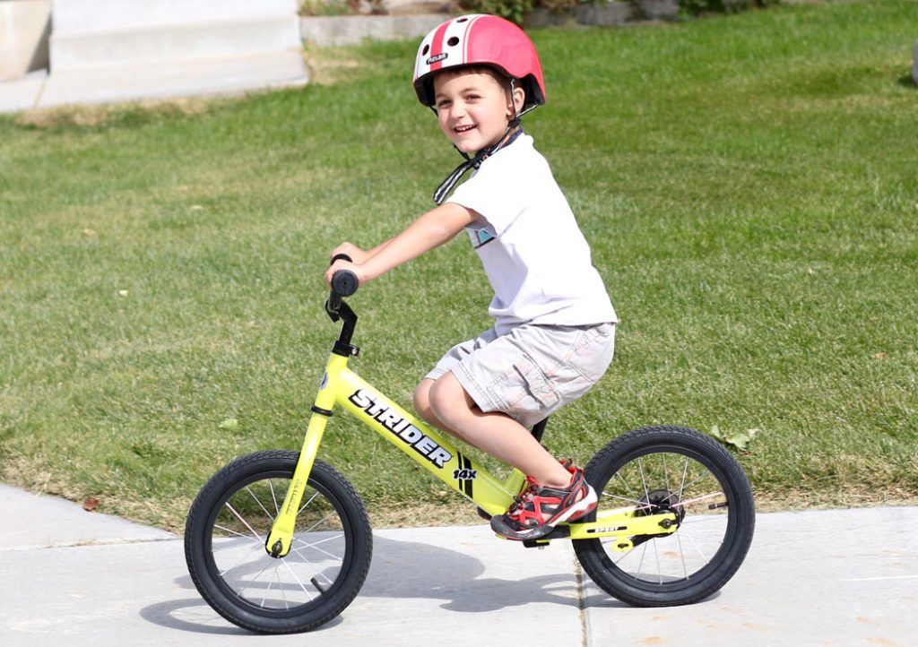 Strider 12 Classic Balance Bike Entry Level Training Pink No-Pedal toddler 