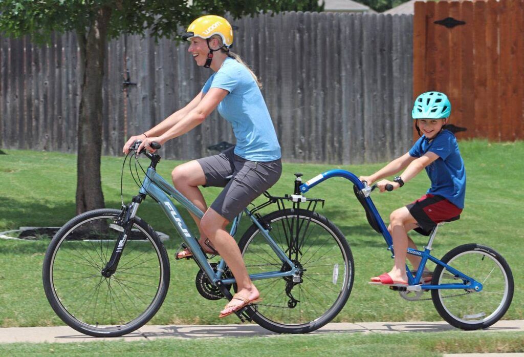 bike with child bike attachment