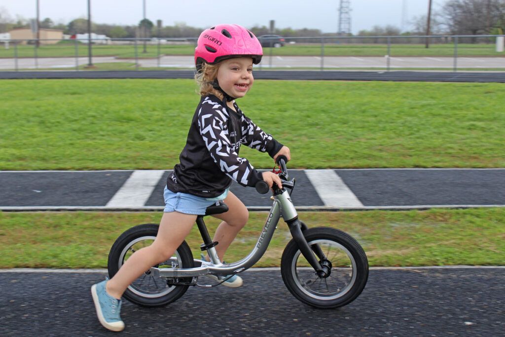 No Pedal Training Bike with Adjustable Seat and Handlebars Magnesium Alloy Frame A11N Lightweight Balance Bike for Kids Ages 18 Months to 6 Years 