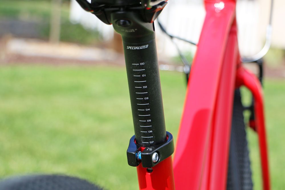 back of the specialized jett showing the settings on the seat post