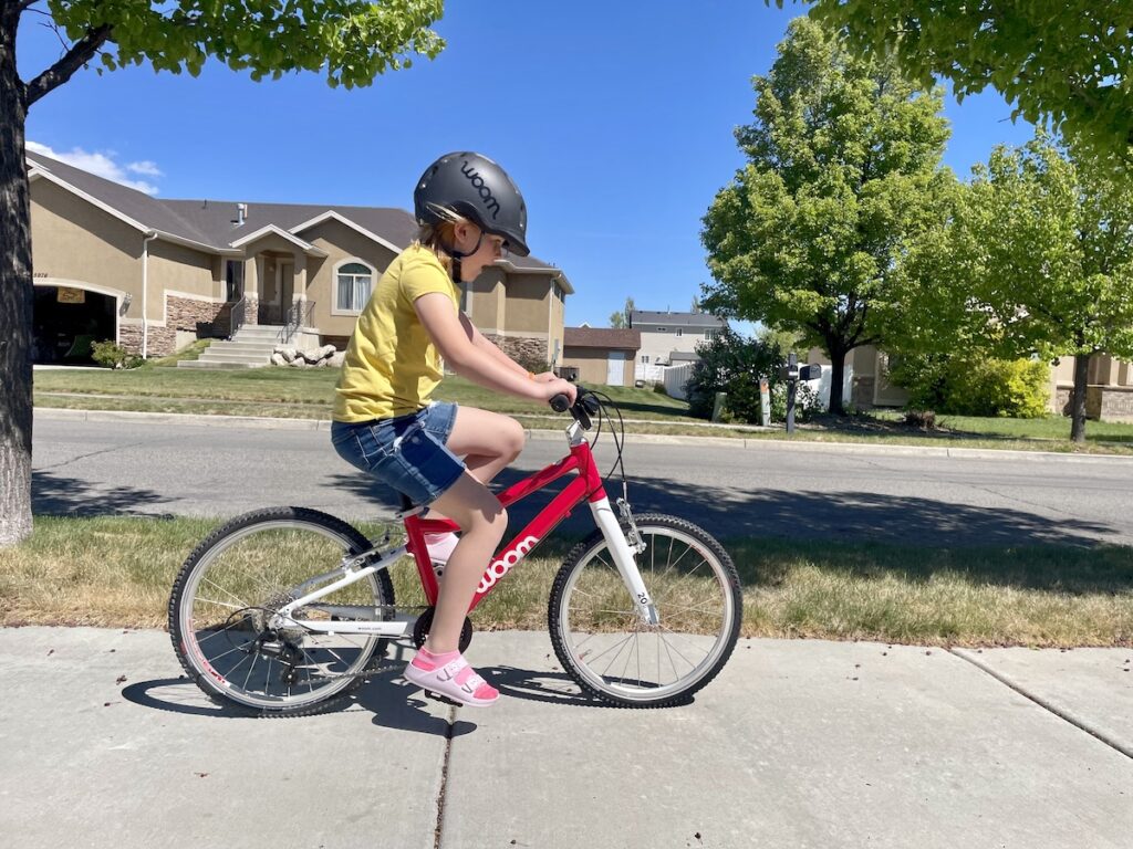 woom 4 GO with a tall rider
